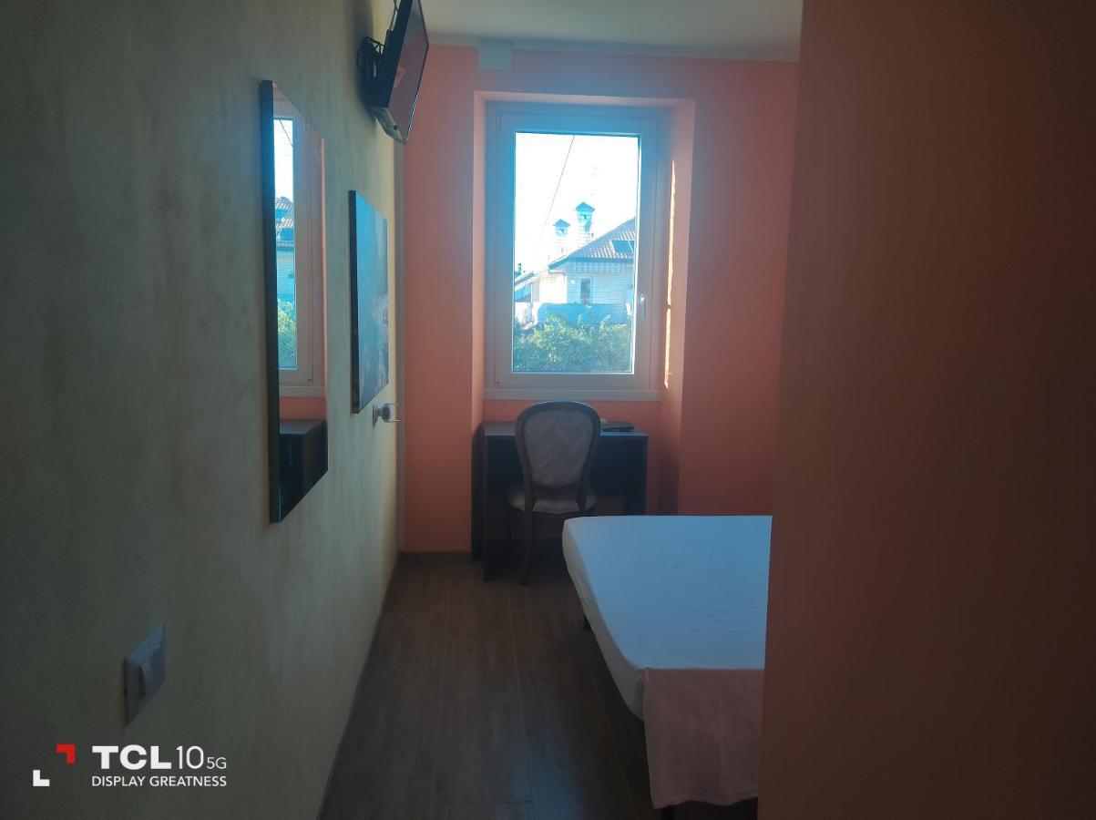 Villa Ara Blu Canegrate Luaran gambar